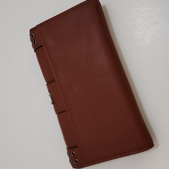 Nikky Wallet - Picture 2 of 4